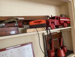 Наглядно-технический стеллаж